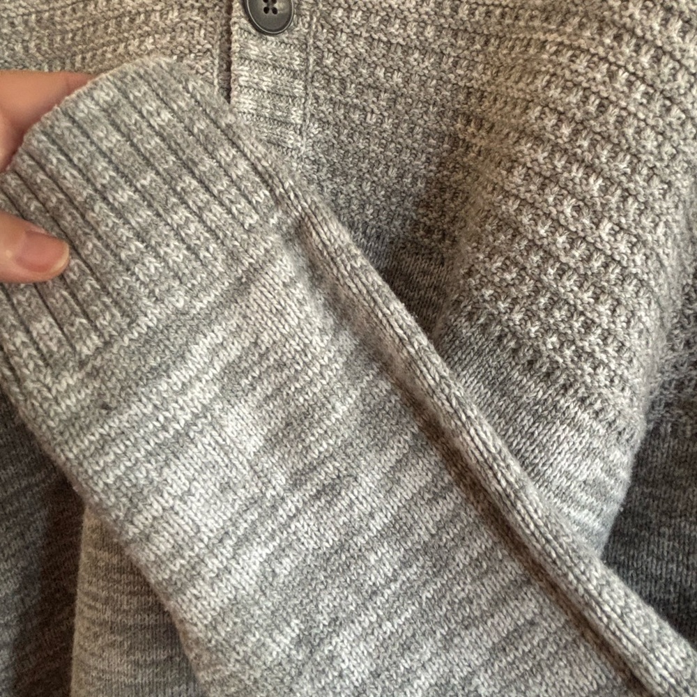Men's Gray Button-Up Sweater - Picture 4 of 8